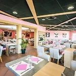 Kyriad - Geneve Hotel