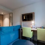 Kyriad - Geneve Hotel