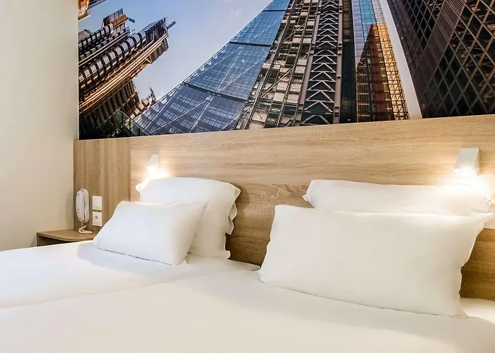Kyriad - Geneve Otel 3*