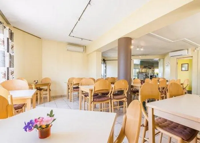 Hotell Kyriad - Geneve Annemasse