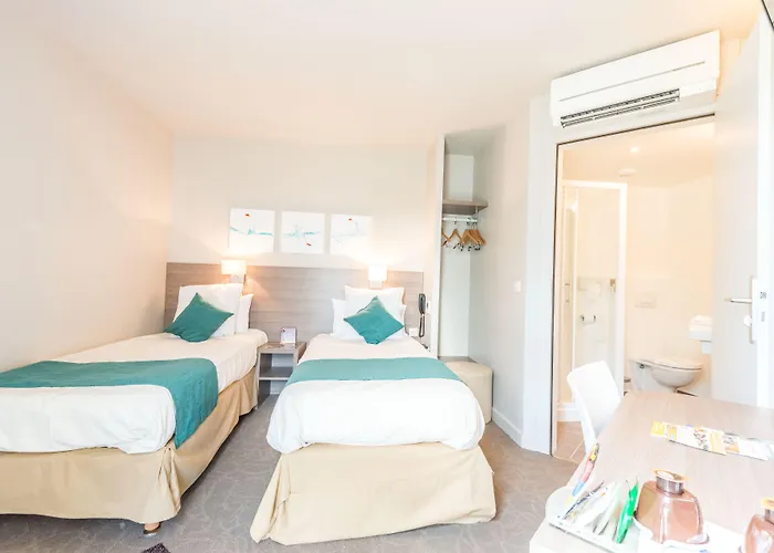 Otel Kyriad - Geneve Annemasse