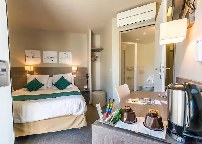 Otel Kyriad - Geneve Annemasse