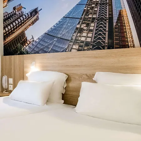 Kyriad - Geneve Hotel 3*