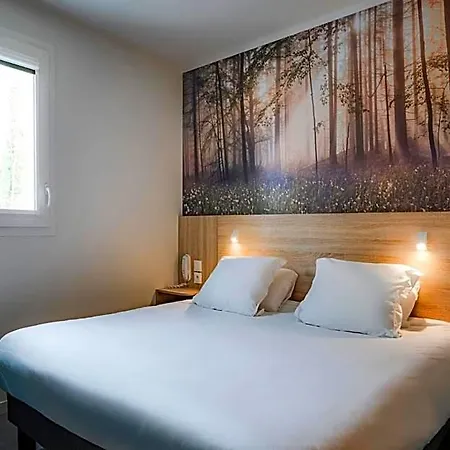 Kyriad - Geneve Hotel