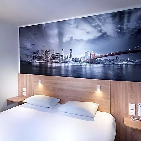 Kyriad - Geneve Hotel