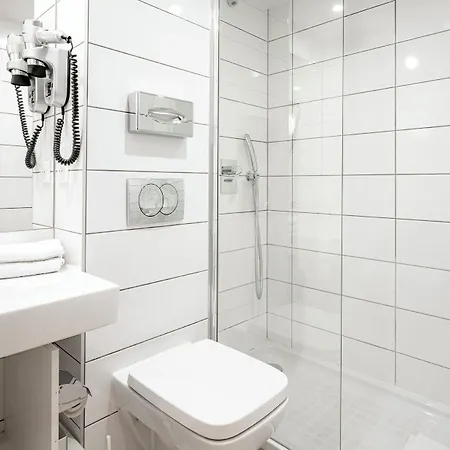 Kyriad - Geneve Hotel
