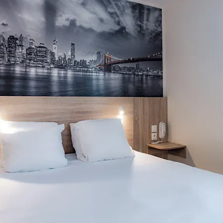 Kyriad - Geneve Hotel