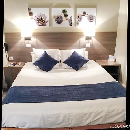 Kyriad - Geneve Hotel