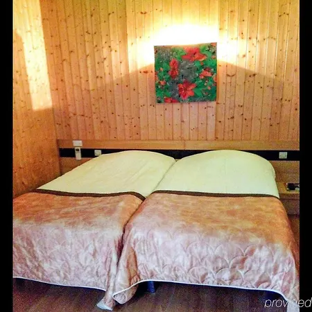 Kyriad - Geneve Hotel