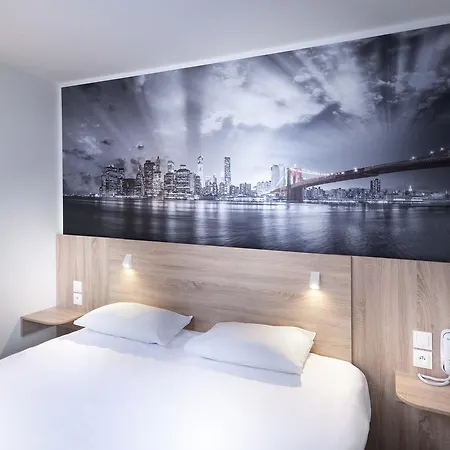 Kyriad - Geneve Hotel