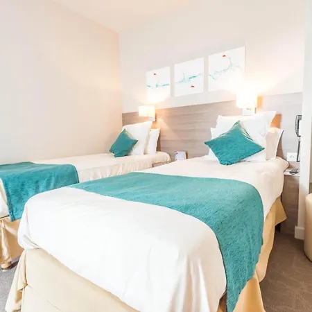 Kyriad - Geneve Hotel 3*